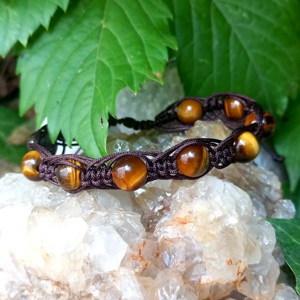 bracelet-macramé-pierre-naturelle en oeil de tigre