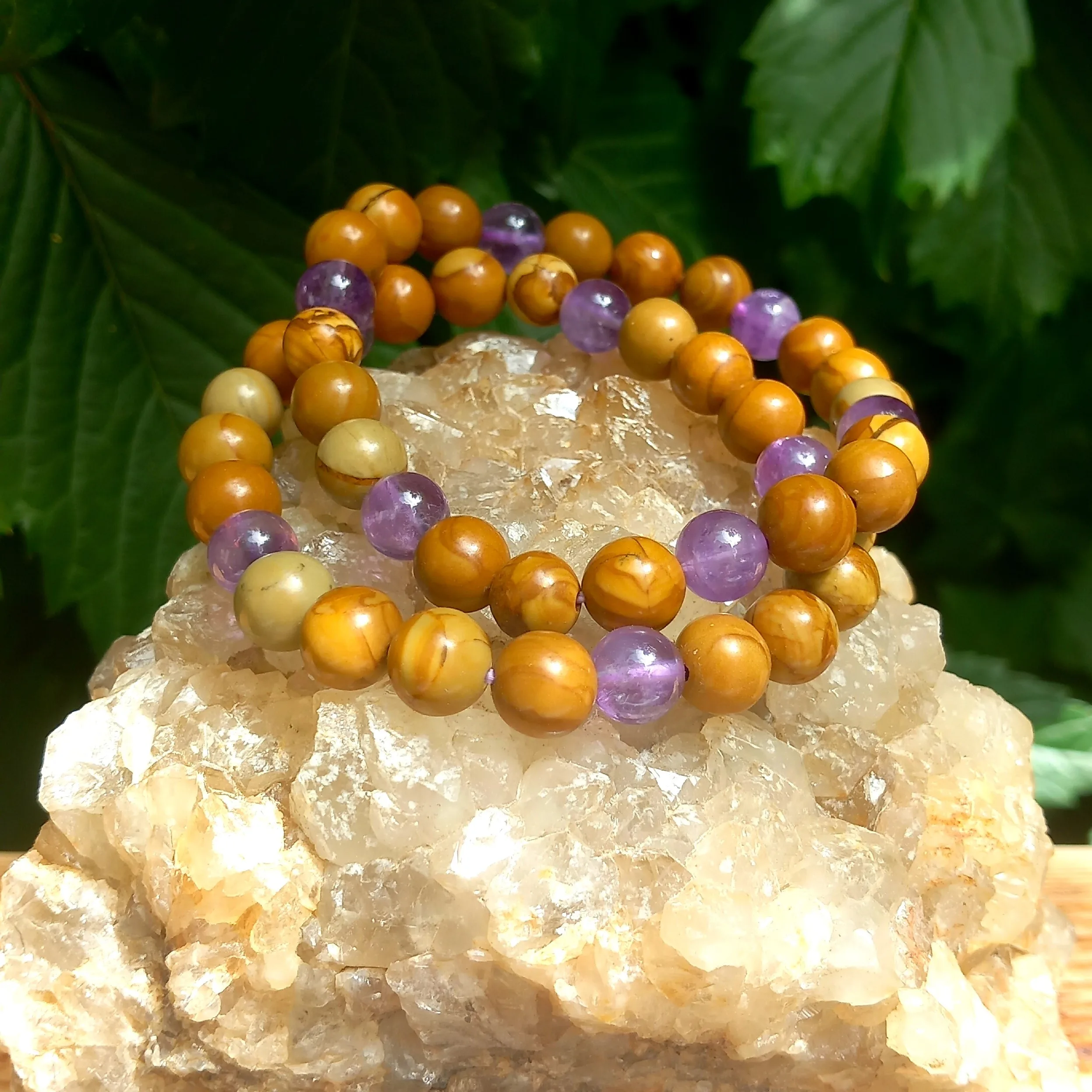 Lame-agit-bracelet-pierre-naturelle-boisfossilisé-amethyste Bracelet en améthyste et bois fossilisé, perles de 8 mm, fait main