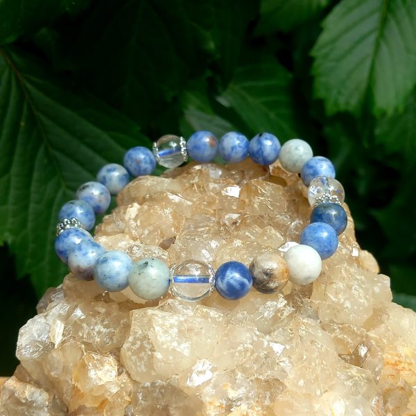 bracelet en pierre naturelle en sodalite et cristal de roche