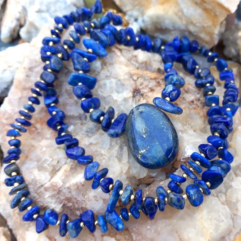 collier en lapis lazuli