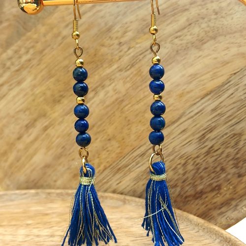 Boucles d’oreilles lapis-lazuli pompon doré