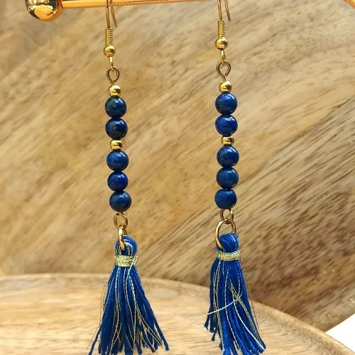 Boucles d’oreilles lapis-lazuli pompon doré