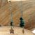 Boucles d’oreilles asymétriques en malachite avec papillon et feuille argentée