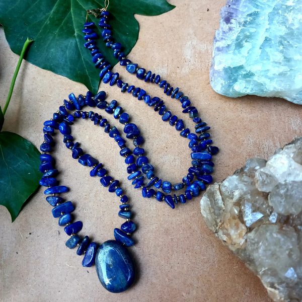 collier en pierre naturelle en lapis lazuli