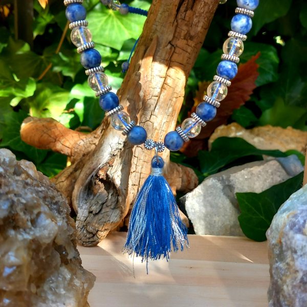 collier cristal de roche et sodalite
